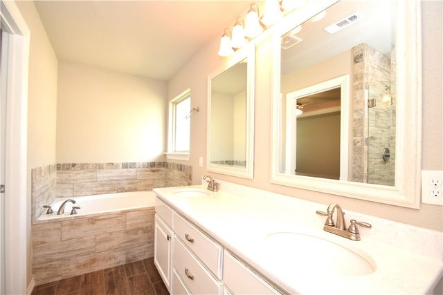 1604 Higgins Street, Pea Ridge, AR 72751