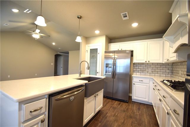 1604 Higgins Street, Pea Ridge, AR 72751