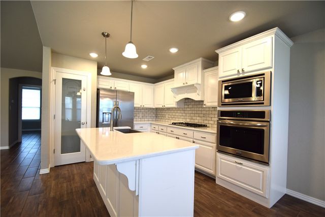 1604 Higgins Street, Pea Ridge, AR 72751