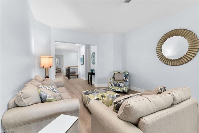 9219 Corfu CT 202, Naples, FL 34114