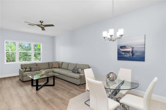 9219 Corfu CT 202, Naples, FL 34114