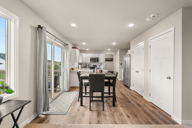 2720 21st Street SW, Altoona, IA 50009