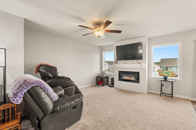 2720 21st Street SW, Altoona, IA 50009