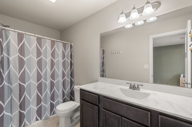 2720 21st Street SW, Altoona, IA 50009