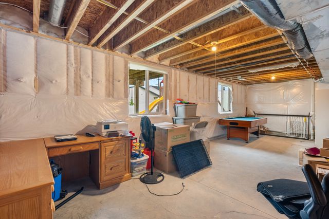 2720 21st Street SW, Altoona, IA 50009