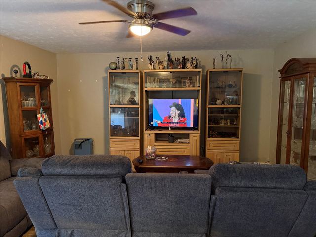3103 Meadowview Drive, Missouri City, TX 77459