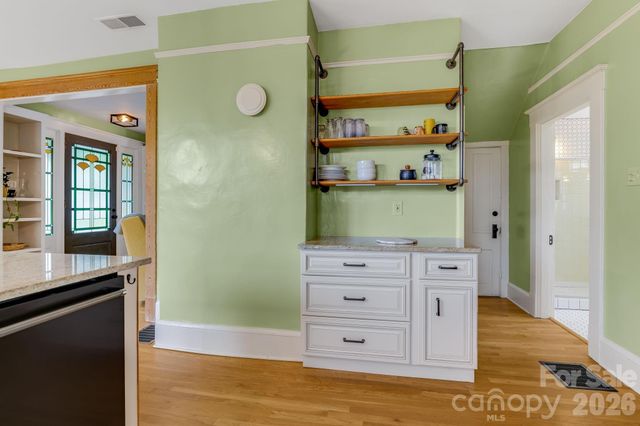 9 Houston Street, Asheville, NC 28801