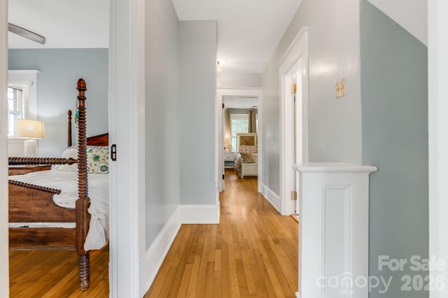 9 Houston Street, Asheville, NC 28801