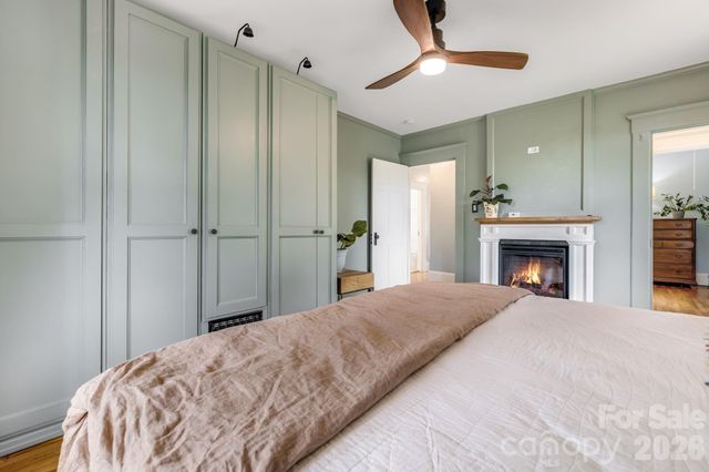 9 Houston Street, Asheville, NC 28801
