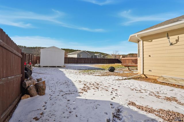 10161 VENTURA LN, Summerset, SD 57718