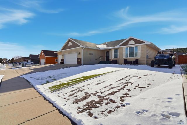 10161 VENTURA LN, Summerset, SD 57718