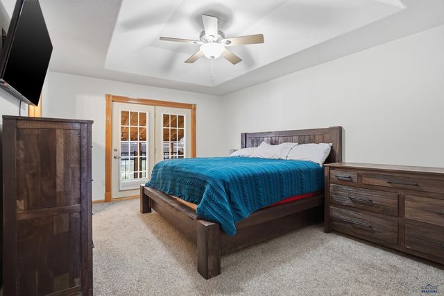 10161 VENTURA LN, Summerset, SD 57718