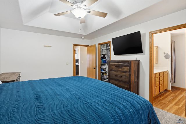 10161 VENTURA LN, Summerset, SD 57718