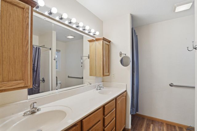 10161 VENTURA LN, Summerset, SD 57718