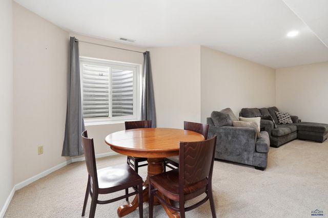 10161 VENTURA LN, Summerset, SD 57718