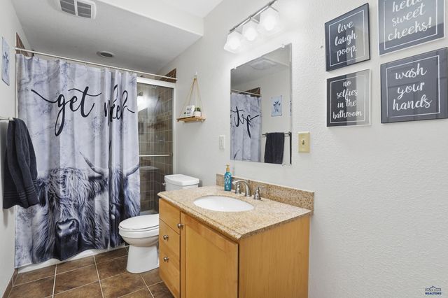 10161 VENTURA LN, Summerset, SD 57718