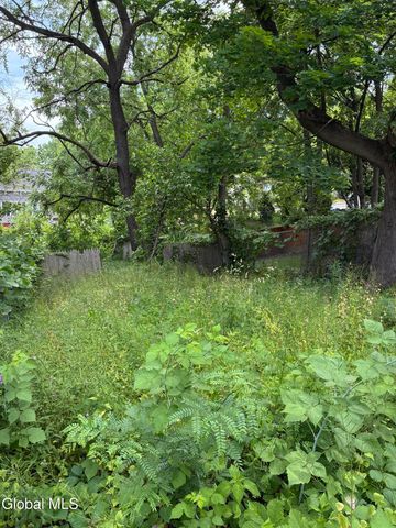 104 2nd Avenue, Albany, NY 12202
