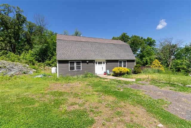 41 dexter rock Road, Lincoln, RI 02865