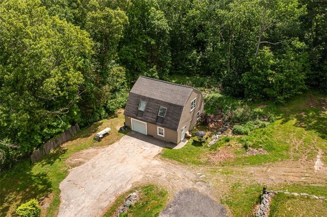 41 dexter rock Road, Lincoln, RI 02865