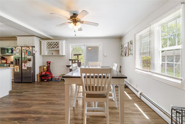 41 dexter rock Road, Lincoln, RI 02865