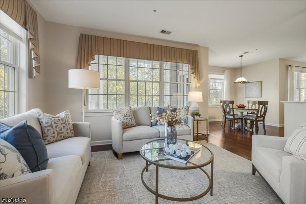 136 Ridgeview Ln 136, Mount Arlington Boro, NJ 07856