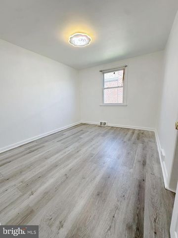 2325 OAKMONT ST, Philadelphia, PA 19152