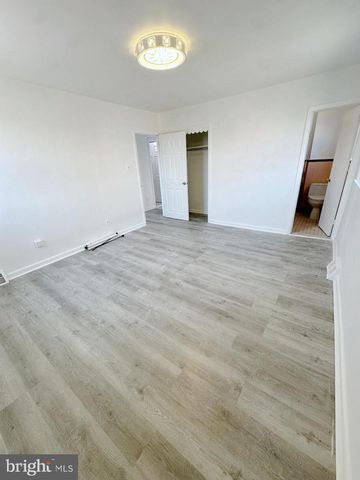 2325 OAKMONT ST, Philadelphia, PA 19152