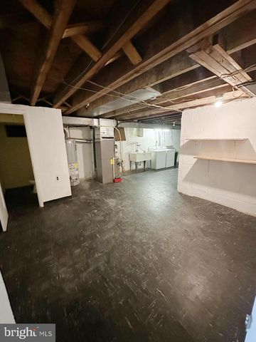 2325 OAKMONT ST, Philadelphia, PA 19152