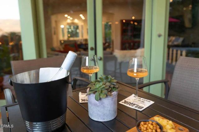 1336 Sugar Loaf Drive, La Canada Flintridge, CA 91011