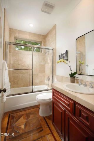 1336 Sugar Loaf Drive, La Canada Flintridge, CA 91011