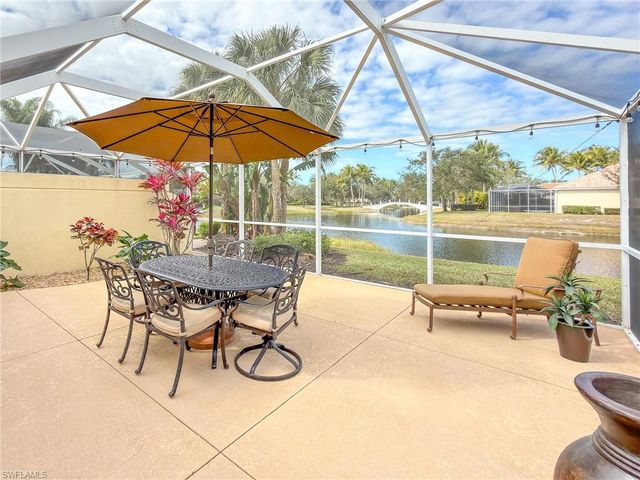 3356 Cayman LN, Naples, FL 34119