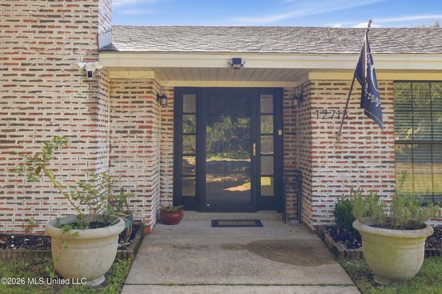 12713 Cambridge Boulevard, Ocean Springs, MS 39564