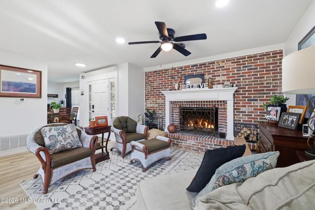12713 Cambridge Boulevard, Ocean Springs, MS 39564