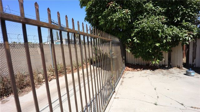 1125 E Salt Lake Street, Long Beach, CA 90806