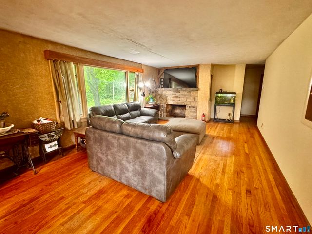 133 Route 198, Woodstock, CT 06282