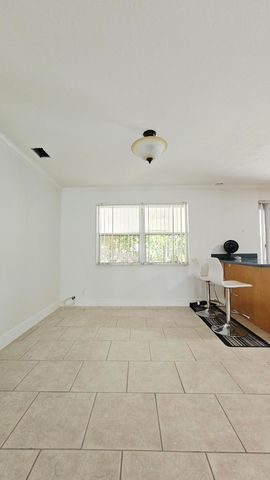 911 Burch Drive, West Palm Beach, FL 33415