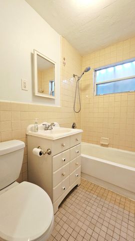911 Burch Drive, West Palm Beach, FL 33415