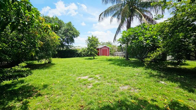 911 Burch Drive, West Palm Beach, FL 33415