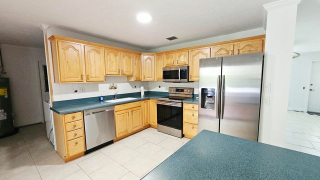 911 Burch Drive, West Palm Beach, FL 33415