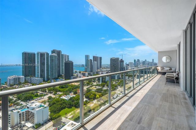 3470 E Coast Ave PH207, Miami, FL 33137