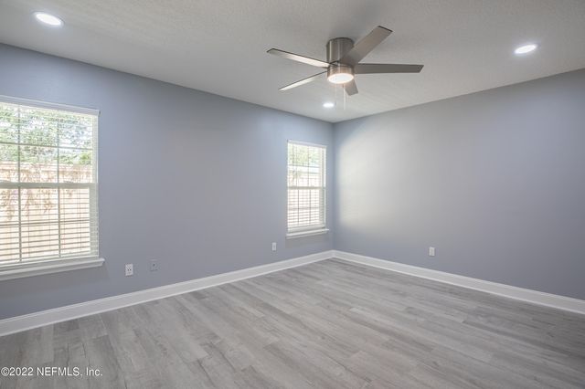185 DONNER Road, Atlantic Beach, FL 32233