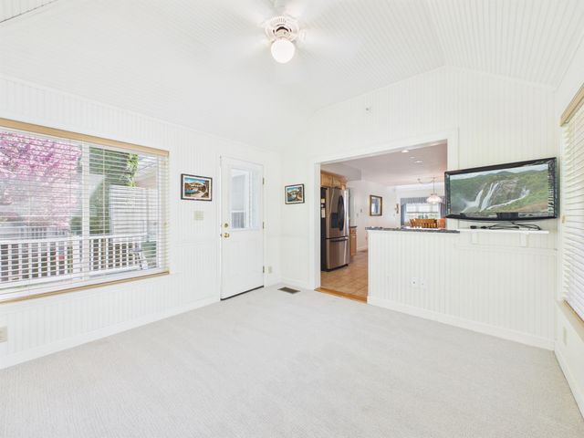 23 Abbey Lane, Meredith, NH 03253