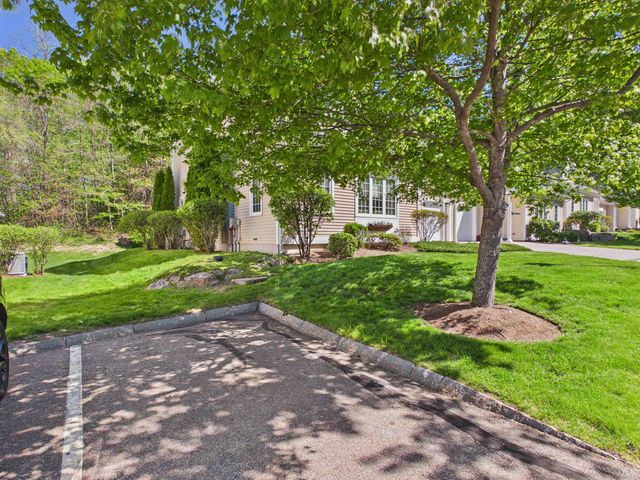 23 Abbey Lane, Meredith, NH 03253