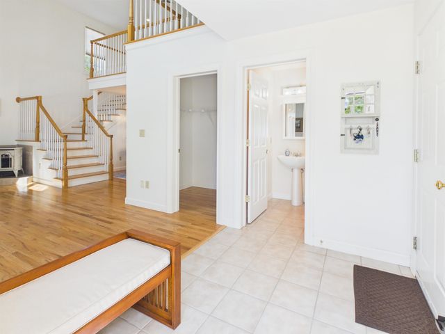 23 Abbey Lane, Meredith, NH 03253