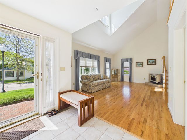 23 Abbey Lane, Meredith, NH 03253