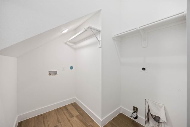 4923 Golden Forest Drive, Houston, TX 77091