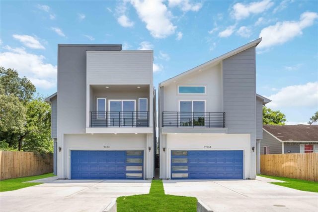 4923 Golden Forest Drive, Houston, TX 77091