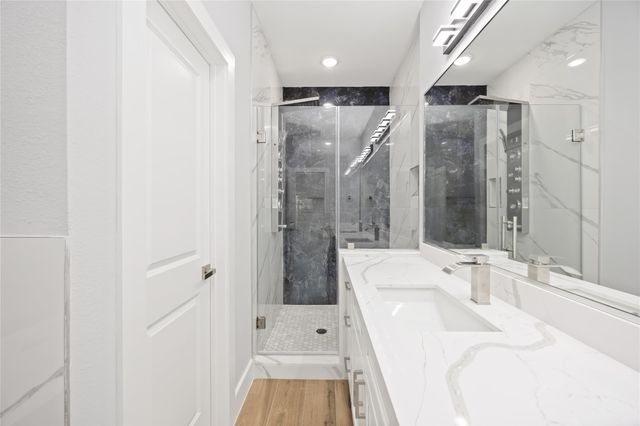 4923 Golden Forest Drive, Houston, TX 77091