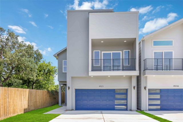 4923 Golden Forest Drive, Houston, TX 77091