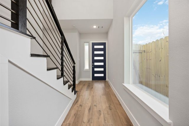 4923 Golden Forest Drive, Houston, TX 77091